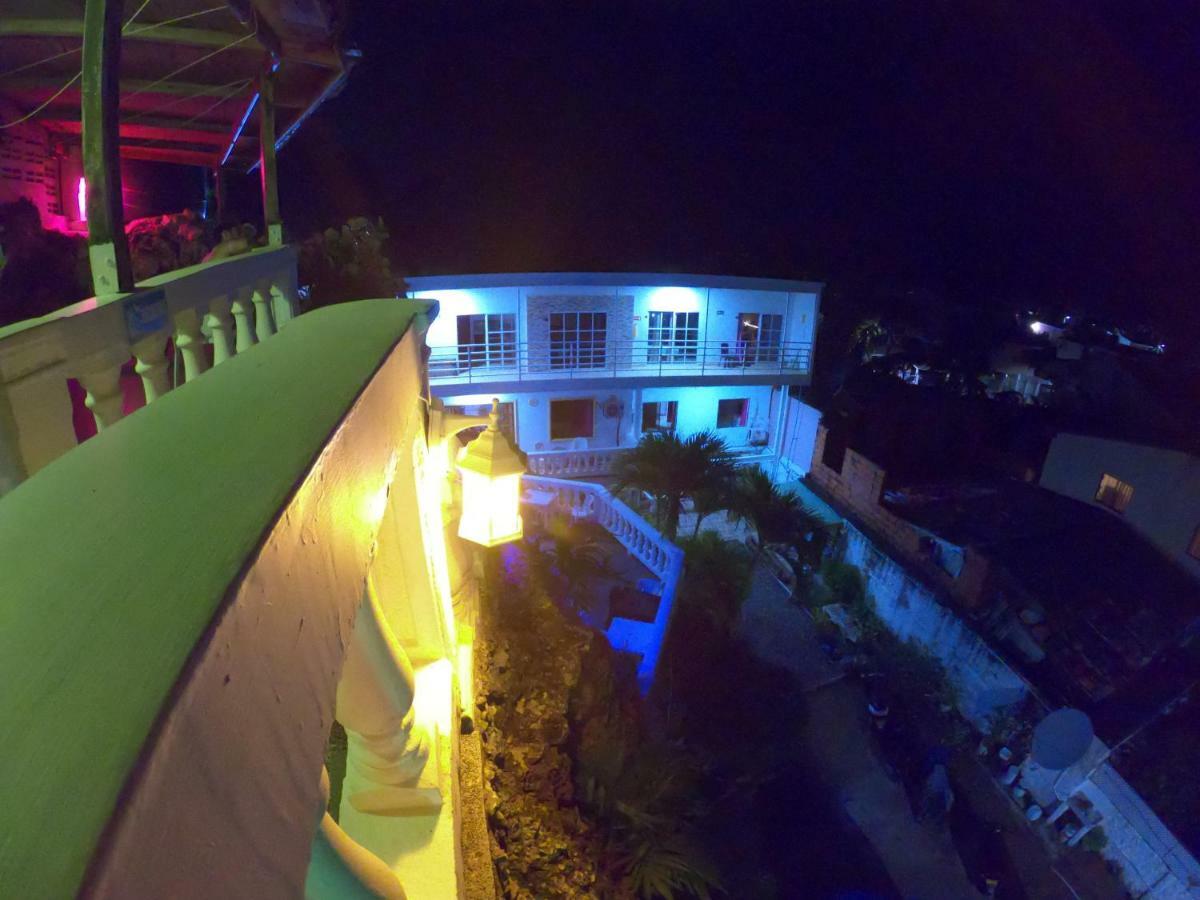 The Rock House Eco (Adults Only) Bed & Breakfast San Andrés Exterior photo